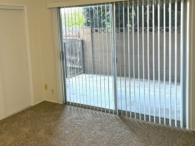 701 N Maple St #2 — Photo 8