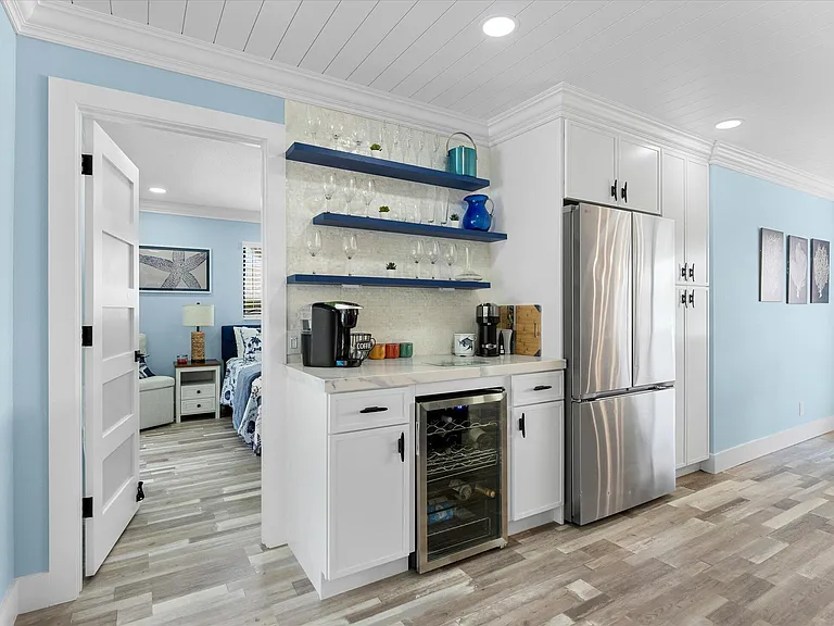 3313 Sherwood Blvd — Photo 7