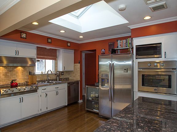 5th image of 3 Haven Ln
