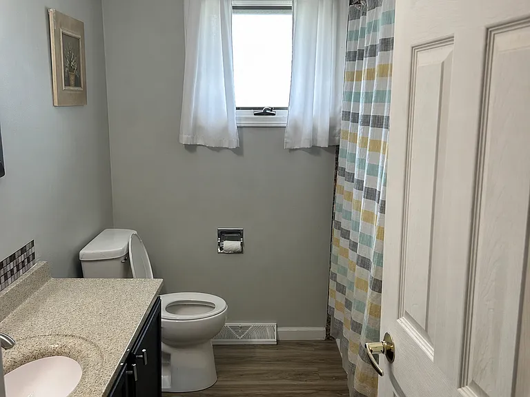 6000 Colby St — Photo 12