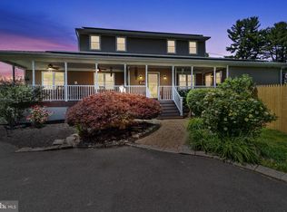 1045 Ford Rd, Bensalem, PA 19020