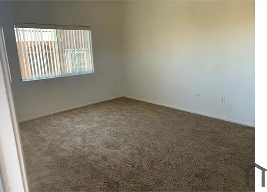 3 bed, 1268 sqft, $2,500 — Photo 4