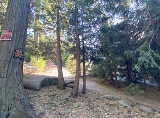24347 Great View Dr, Crestline, CA 92325