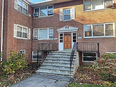 1st image of 121 N Broadway APT 32G
