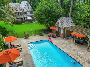 3 Murray Hill Rd, Scarsdale, NY 10583