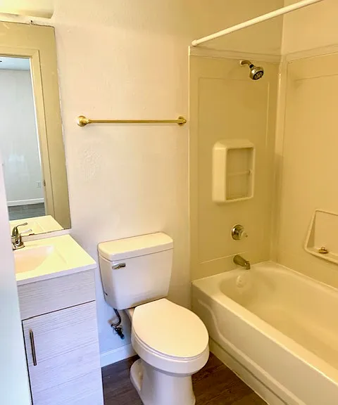 109 Wildwood Ct #B — Photo 7