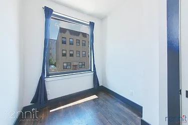 Rented by Rennit Inc.