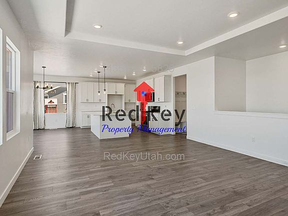 1225 E Blue Moon Dr, Lake Point, UT_09072023