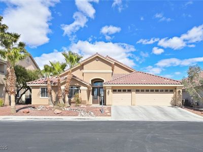 5908 Amber Station Ave, Las Vegas, NV, 89131