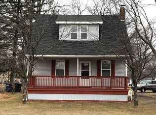 35212 Palmer Rd, Westland, MI 48186