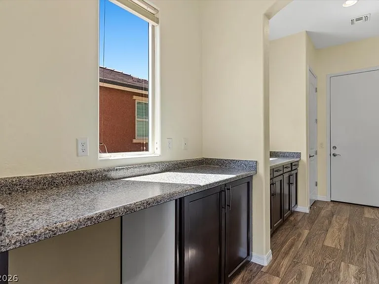 1322 Serenity Ridge Ct — Photo 26
