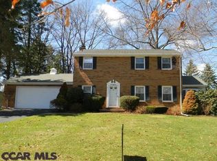 1018 Saxton Dr, State College, PA 16801