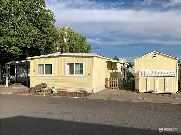 2nd image of 1327 Brooklyn Drive