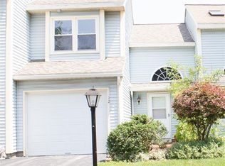 12 Jaipur Ln, Saratoga Springs, NY 12866