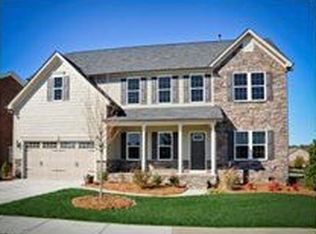 2 Airmont Dr, Orchard Park, NY 14127