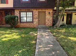 146 Pebble Ct, Bowling Green, KY 42101