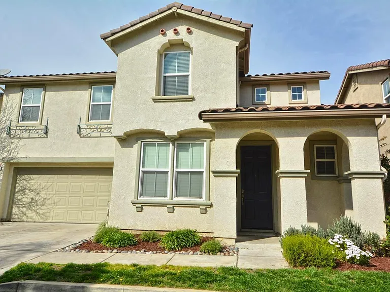511 Massarosa Ln — Photo 1