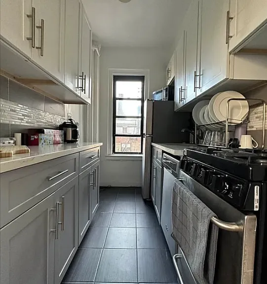 310 E 55th St #10DB — Photo 7