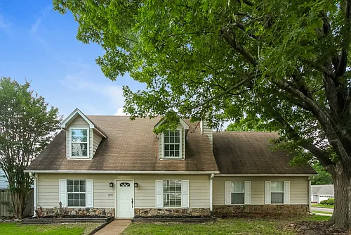 1271 Breezy Gate Dr Photo 1