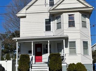 40 Hemlock Ave, Cranston, RI 02910