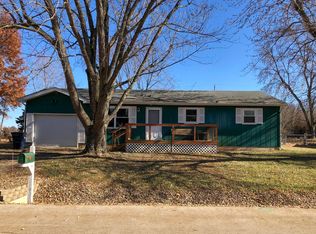 342 S Meadowlark St, Fair Grove, MO 65648
