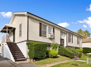 1435 Charlotte St, Bronx, NY 10460