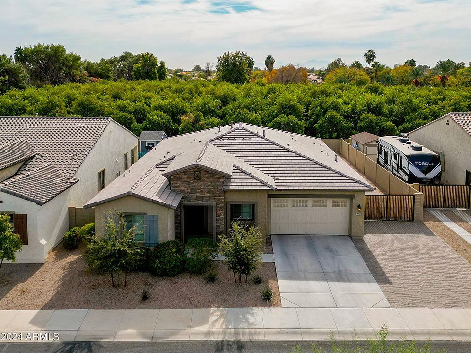1st image of 7737 W FARGO Lane