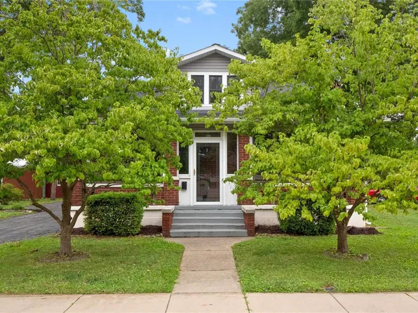 312 W Laurel St, Millstadt, IL 62260