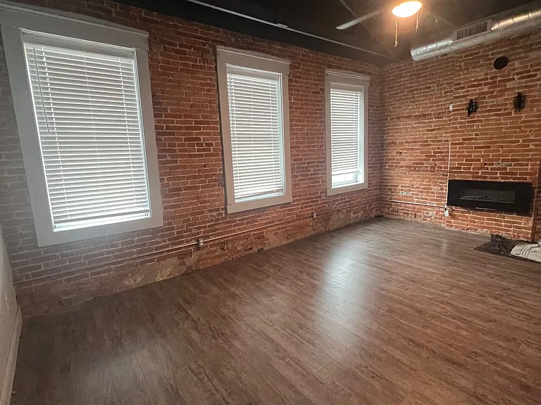 200 S Main St #2F — Photo 21