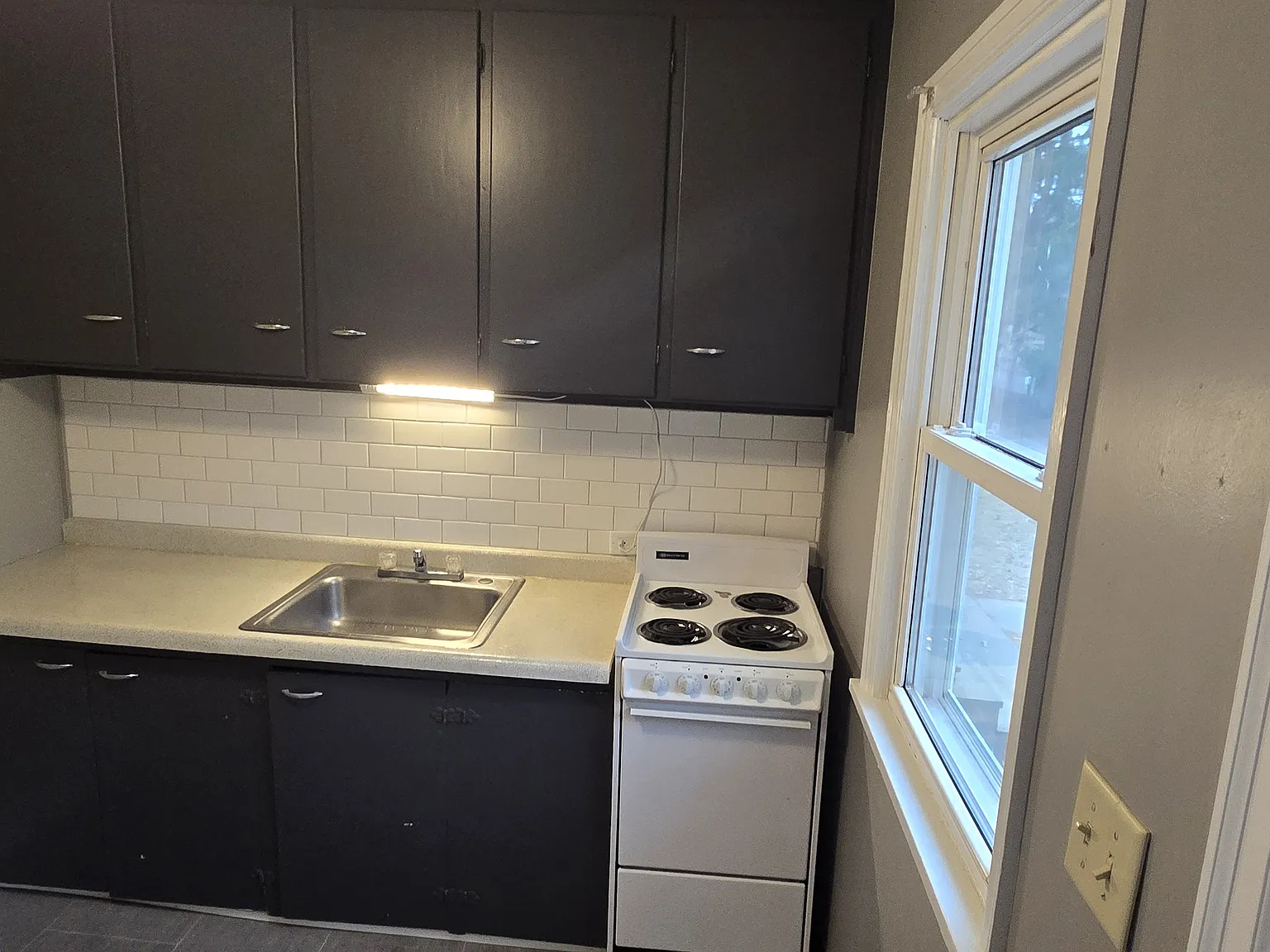 2 bed, 750 sqft, $850 — Photo 3