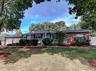 4 Peacedale Rd, Cumberland, RI 02864