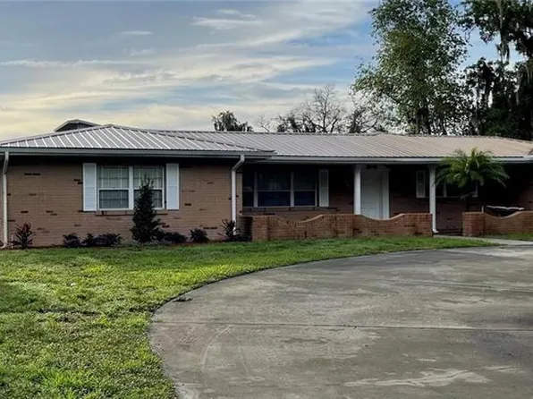 604 Walter Dr, Plant City, FL 33563