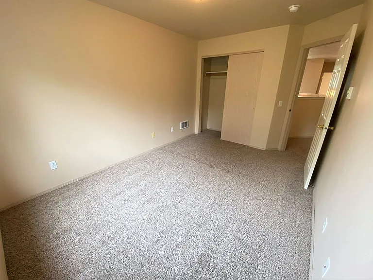 406 E Helena Ave. — Photo 20