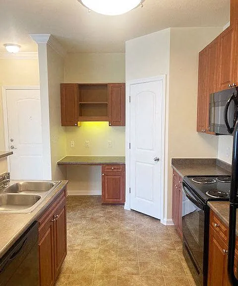 Clairmont at Hillandale — Photo 81