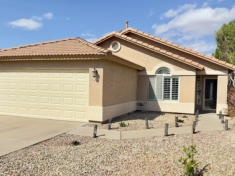 8160 W Mary Ann Dr — Photo 1