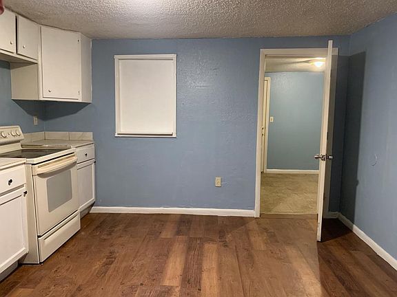 5th image of 8518 N 11th St