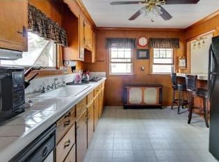 61 High St, Stoneham, MA 02180