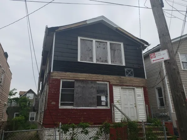 235 Beach 86th St, Rockaway Beach, NY 11693