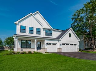 3928 Bluejay Ln, Naperville, IL 60564