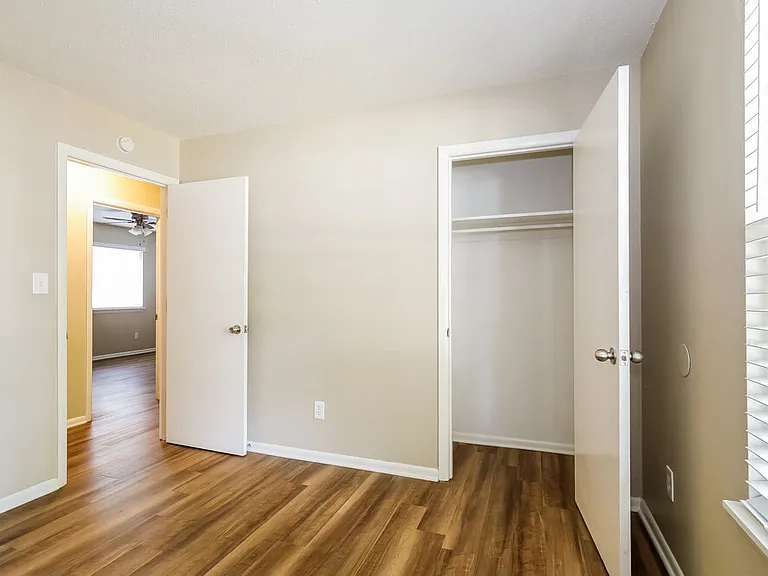 7236 Newell Acres Dr — Photo 13