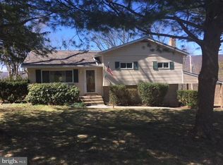 2178 Gale Dr, Harrisburg, PA 17110