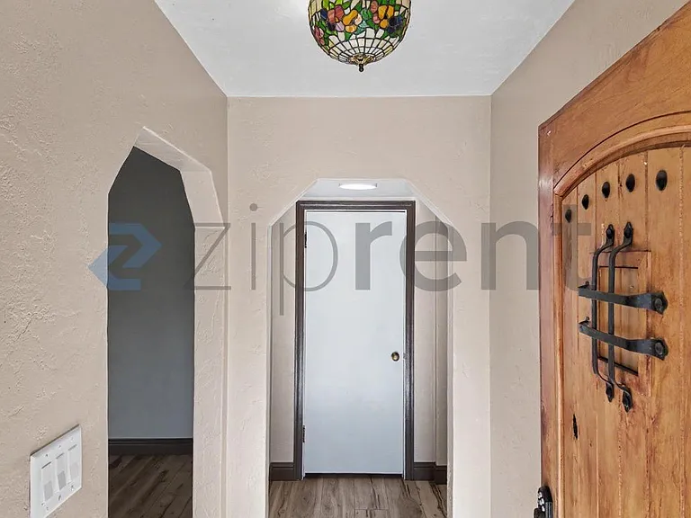 860 Watt Ave #MAIN HOUSE — Photo 6