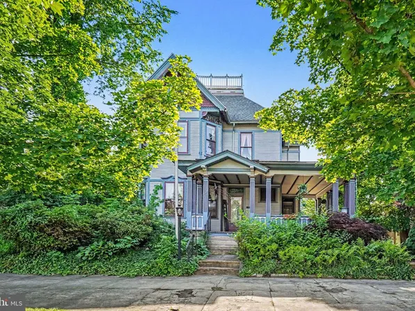 119 S Market St, Millersburg, PA 17061