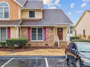 482 Lands End Rd, Fayetteville, NC 28314