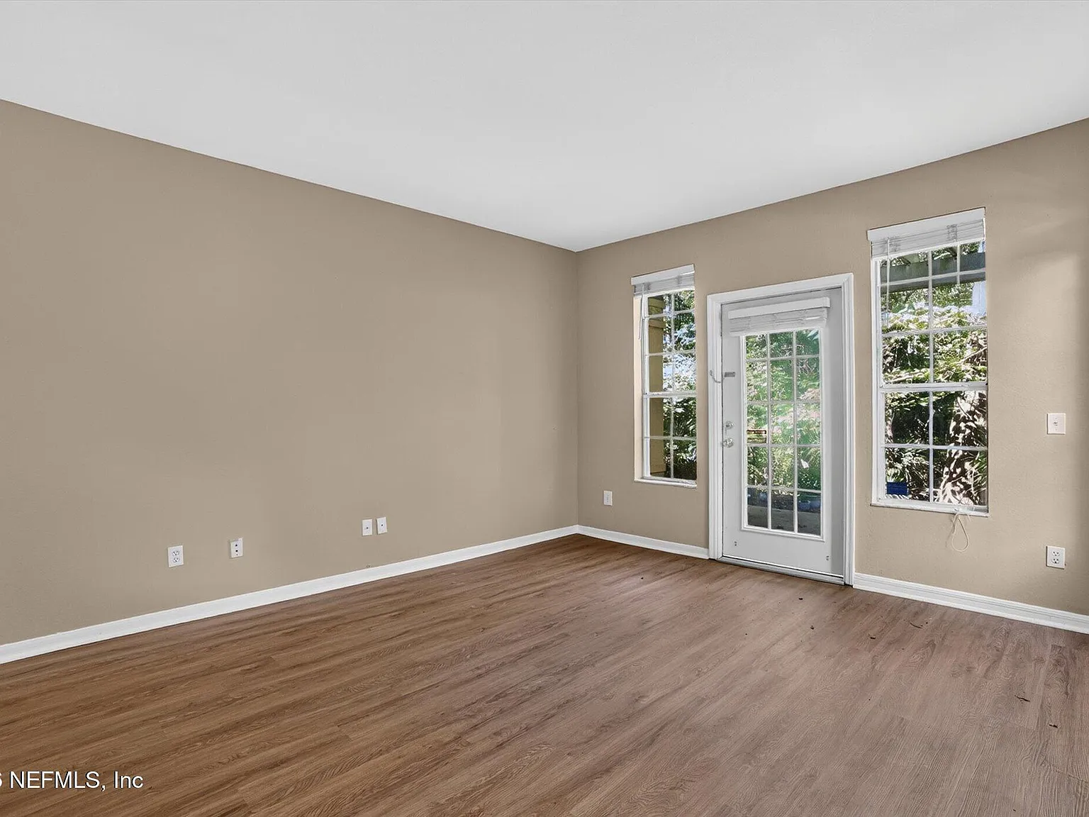 2 bed, 2.0 bath, 1015 sqft, $1,750 — Photo 4