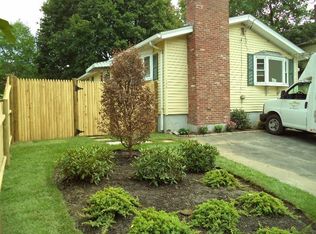 176 Sherman St, Cambridge, MA 02140