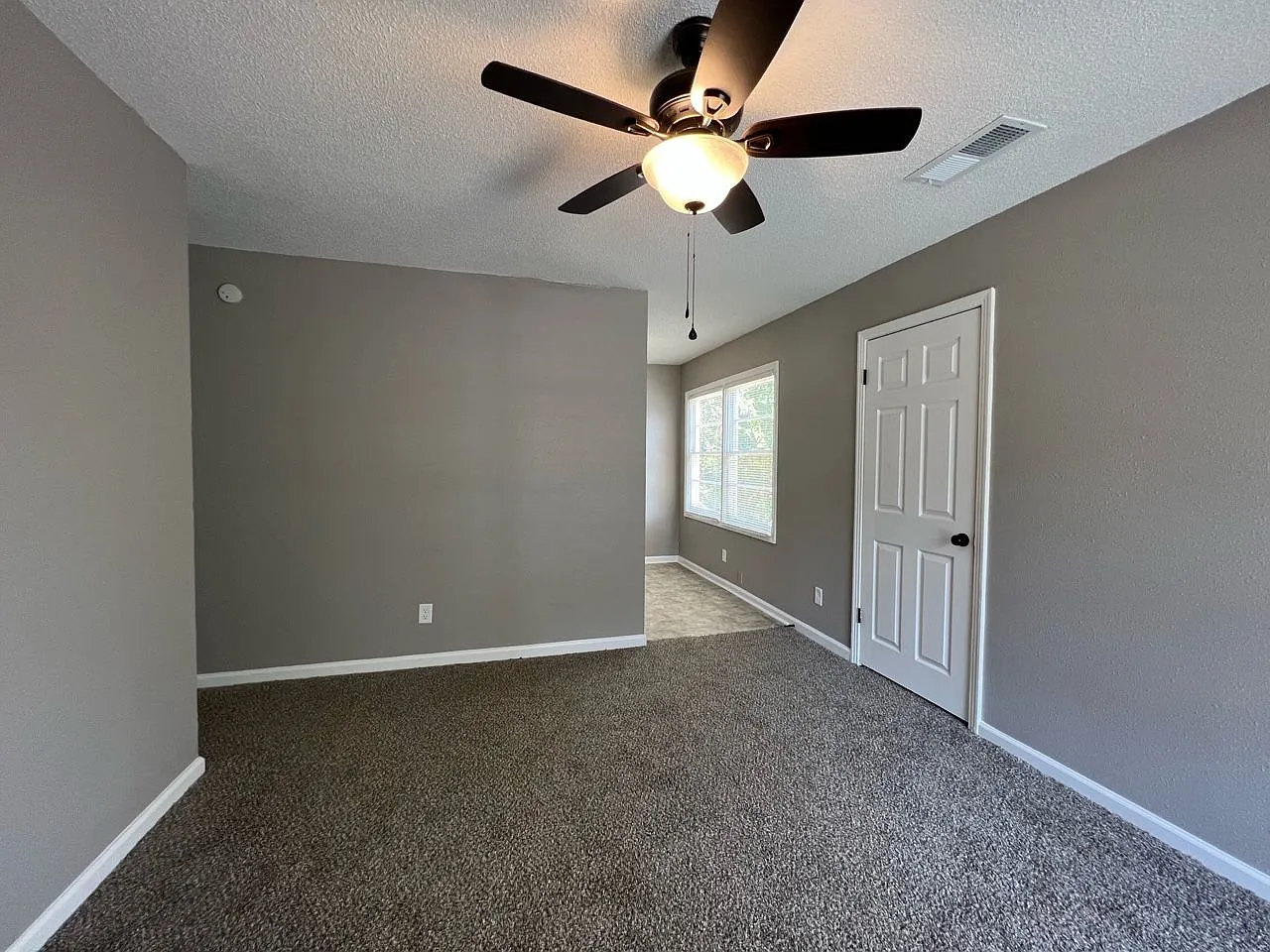 3715 Irma St — Photo 3