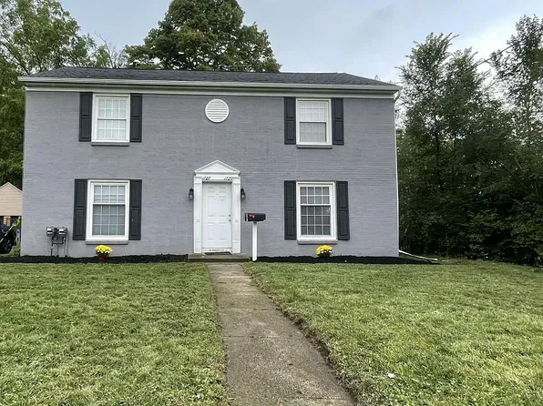 1729 Sunnyside Dr #1729, Kalamazoo, MI 49048
