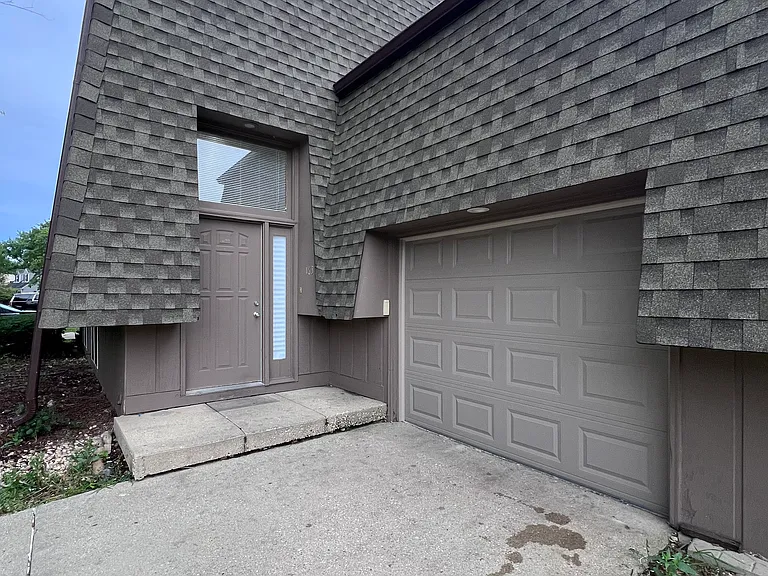 1637 Sheffield Dr — Photo 24