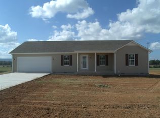 102 Apple Dr, Winchester, TN 37398